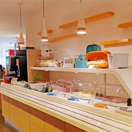 Hotel Ibis Budget Bonn Sued 2*